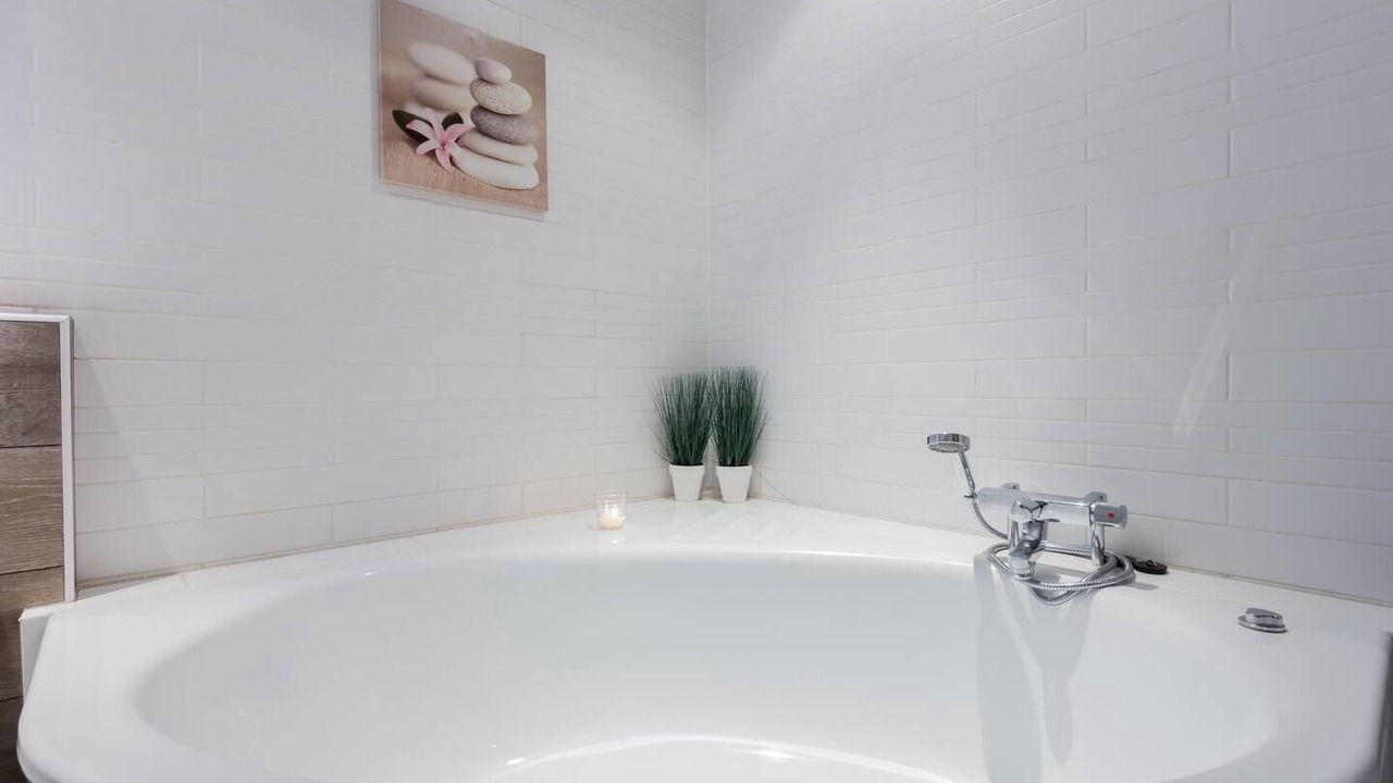 Photo of Bathroom in City Center