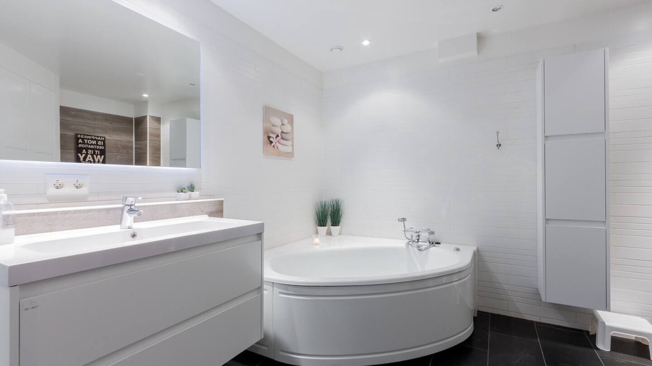Photo of Bathroom in City Center