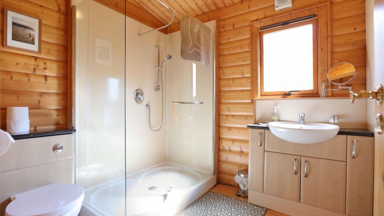 Photo of Bathroom in Rockcliffe