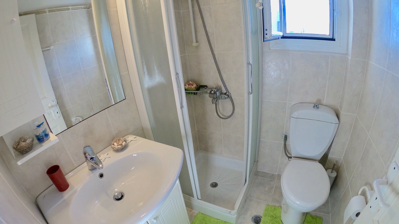 Photo of Bathroom in Ornos