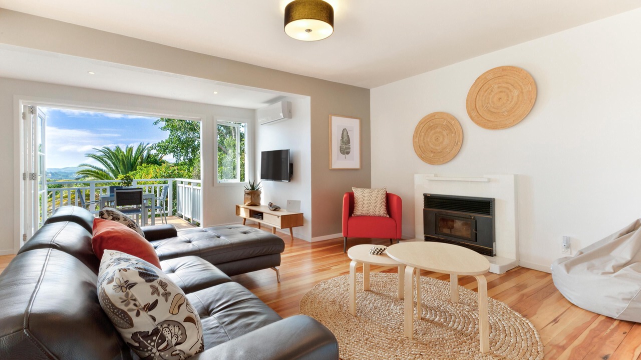 Photo of Livingroom in Oneroa