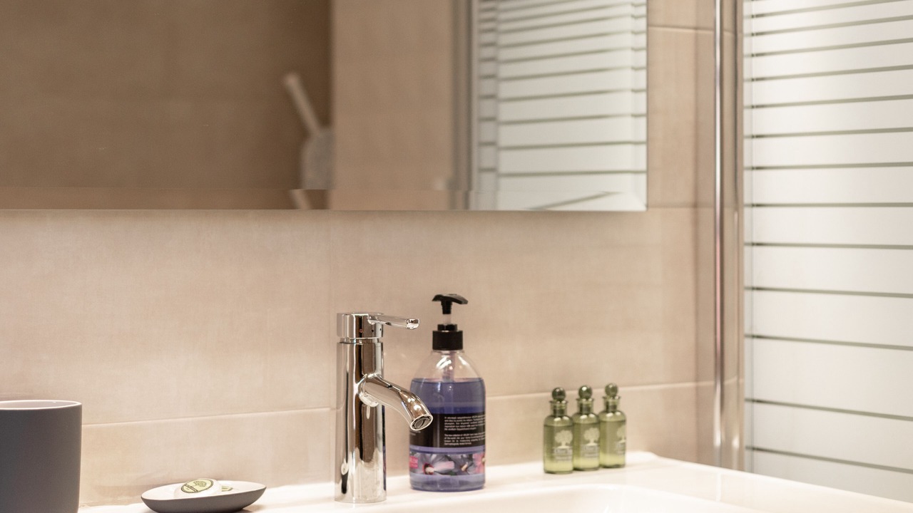 Photo of Bathroom in Monastiraki