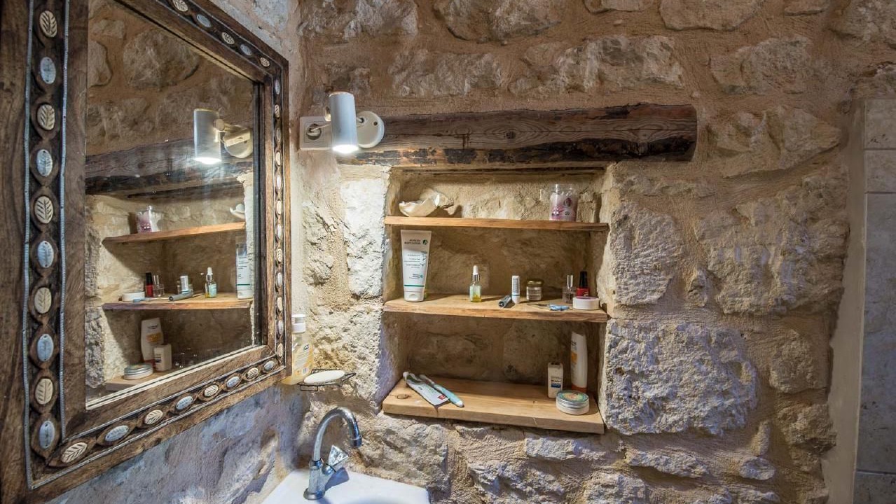Photo of Bathroom in Tertsa
