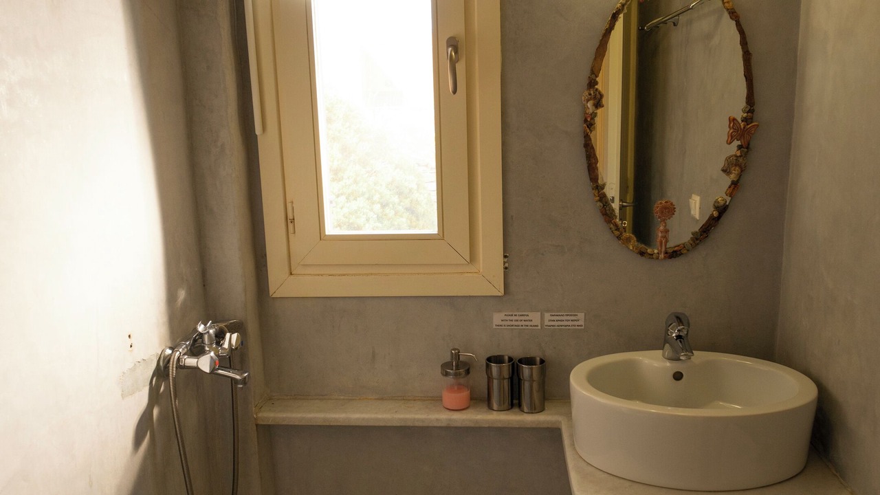 Photo of Bathroom in Kea