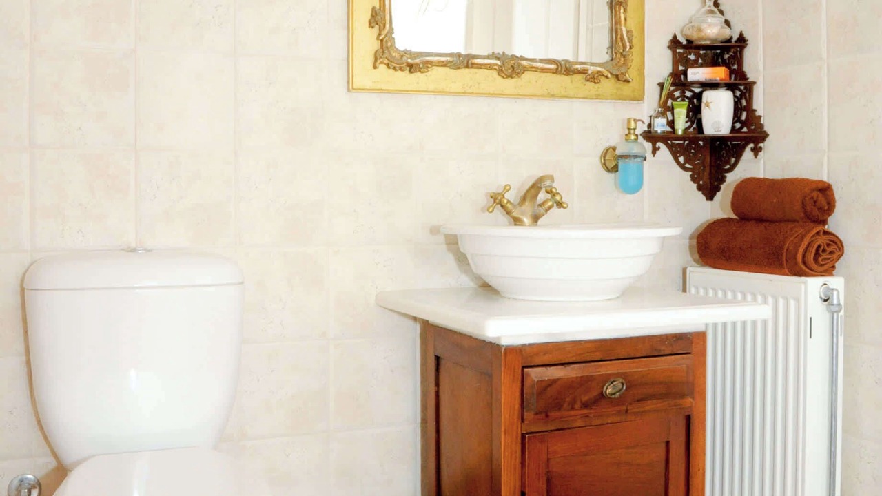 Photo of Bathroom in Mystras