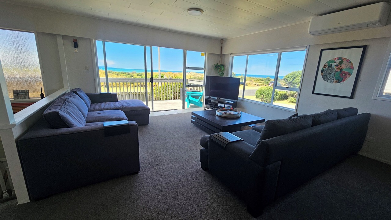 Photo of Livingroom in Waihi Beach