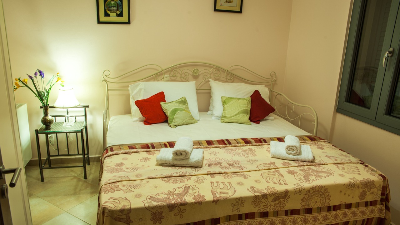 Photo of Bedroom in Leivathos