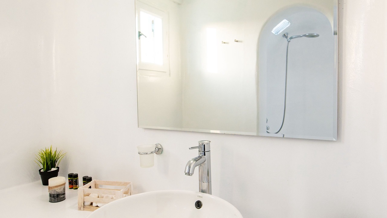 Photo of Bathroom in Kanalia
