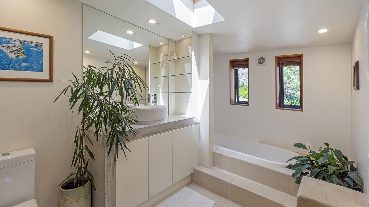 Photo of Bathroom in Britannia Heights