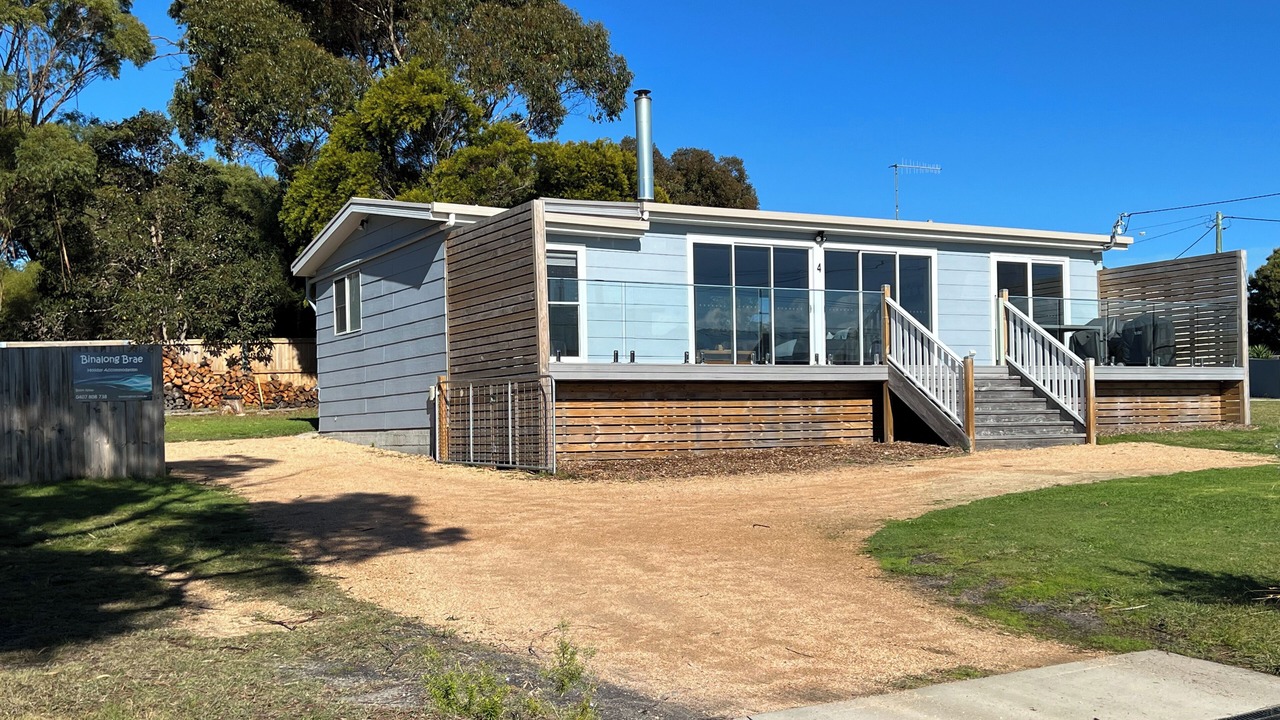 Photo of Others in Binalong Bay