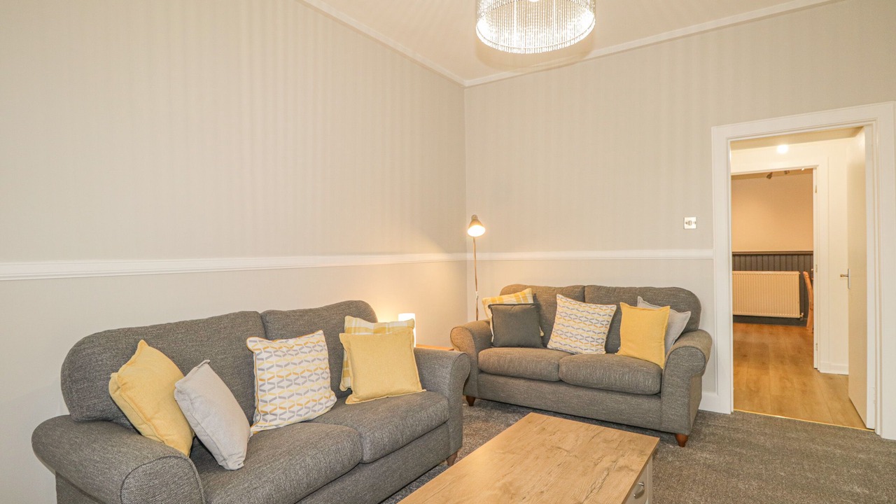 Photo of Livingroom in Elgin