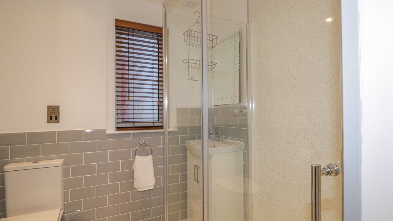 Photo of Bathroom in Elgin