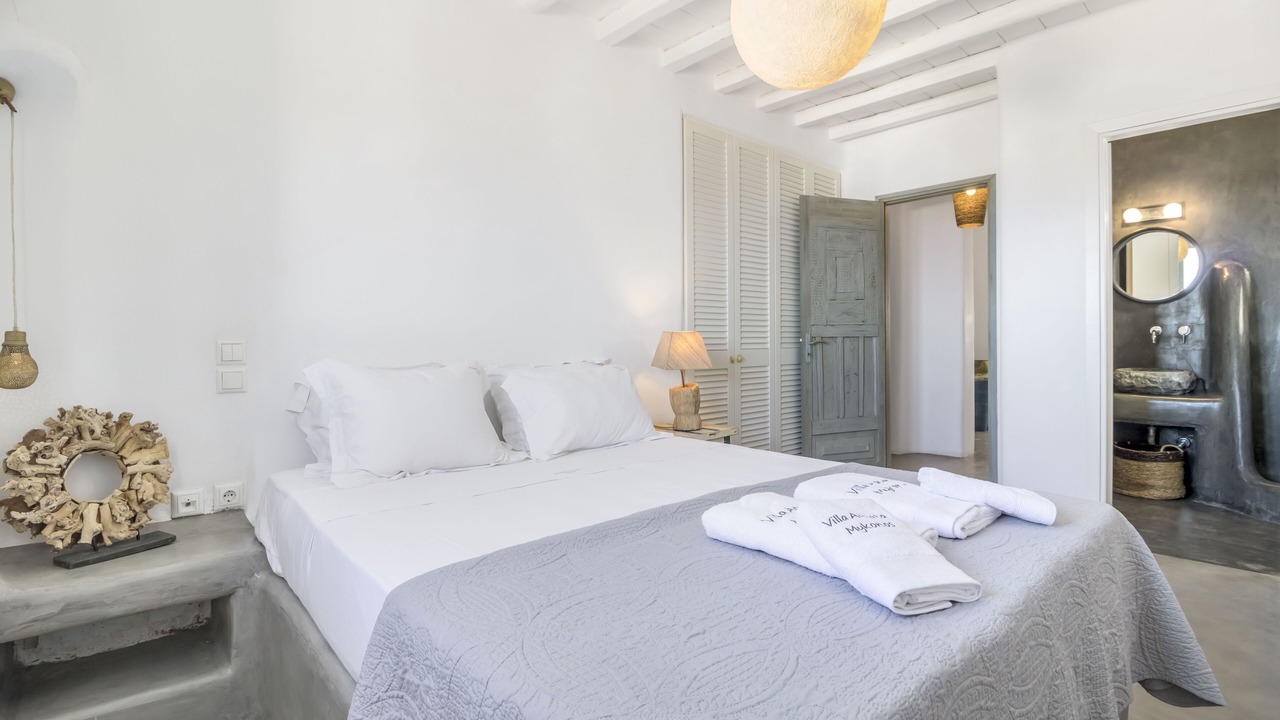 Photo of Bedroom in Faros Armenistis