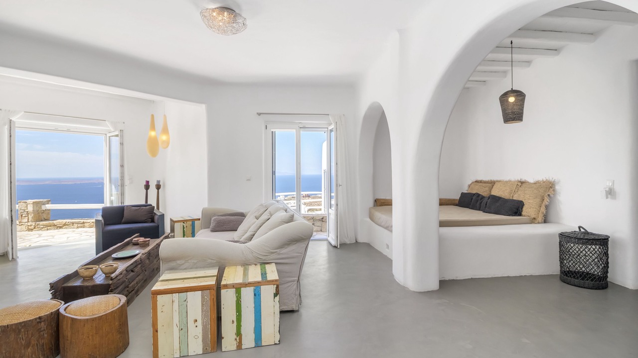 Photo of Livingroom in Faros Armenistis