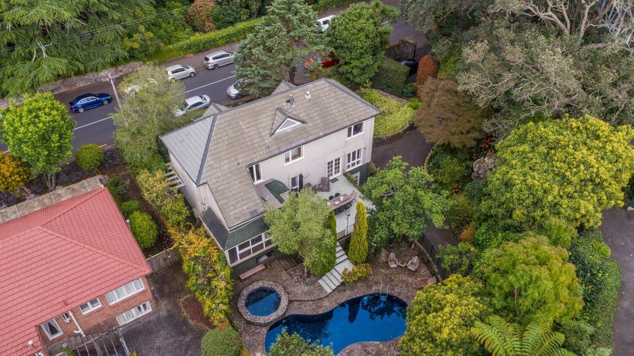 Photo of Outdoor in Epsom