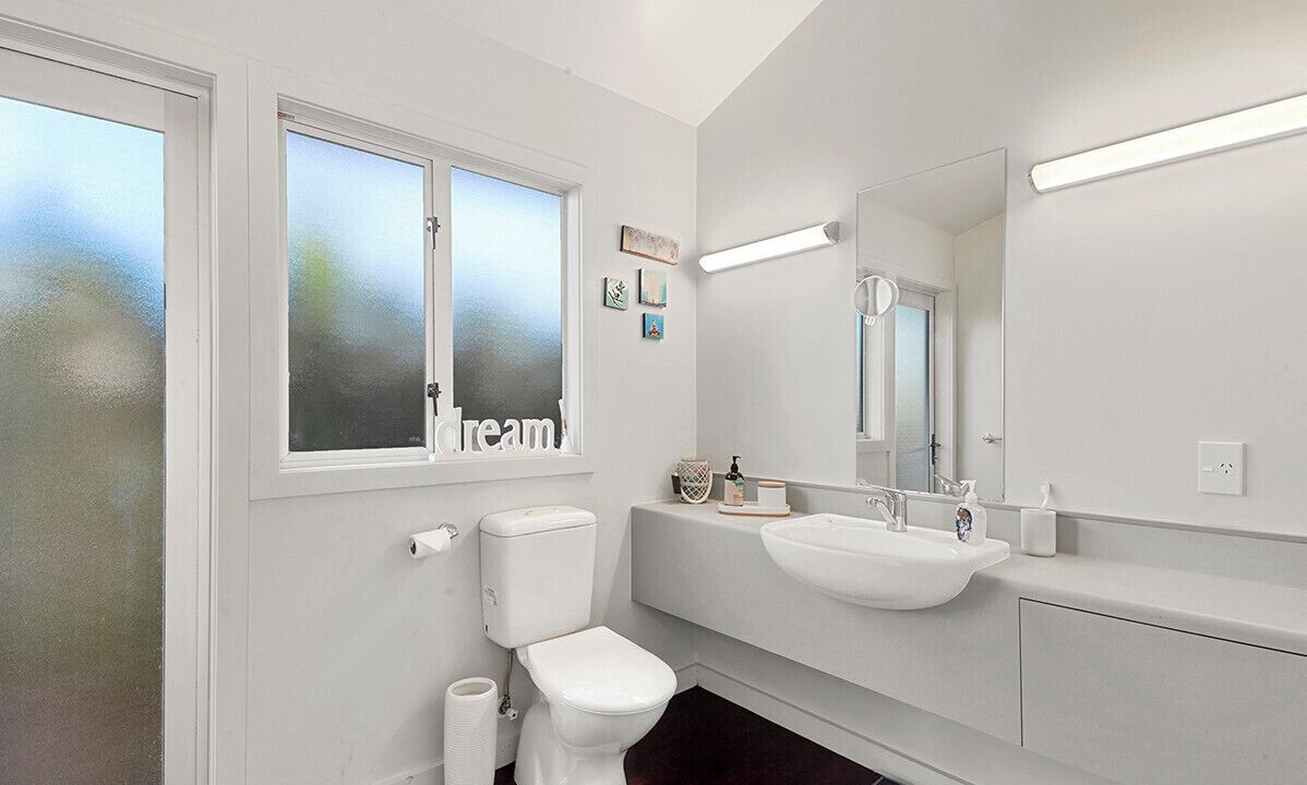 Photo of Bathroom in Waitahanui