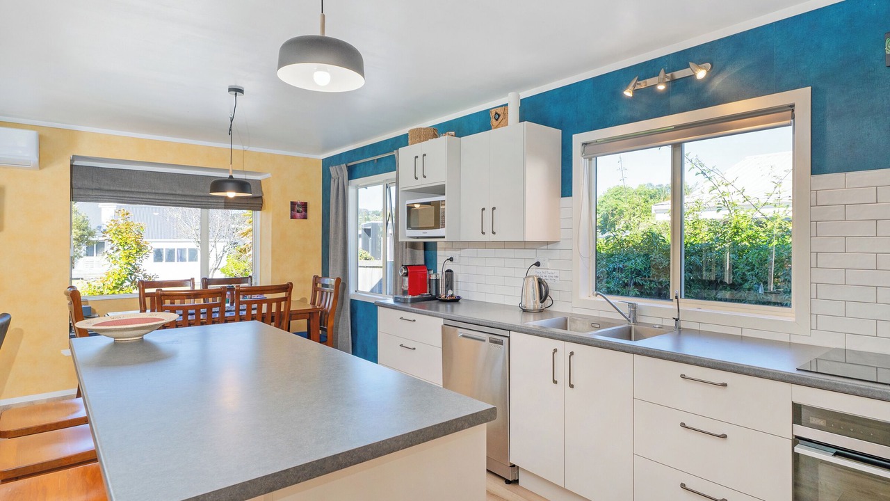 Photo of Kitchen in Cooks Beach