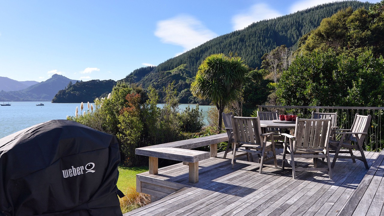 Photo of Outdoor in Moetapu Bay