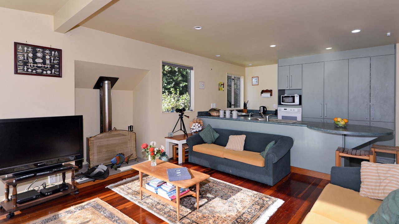 Photo of Livingroom in Moetapu Bay