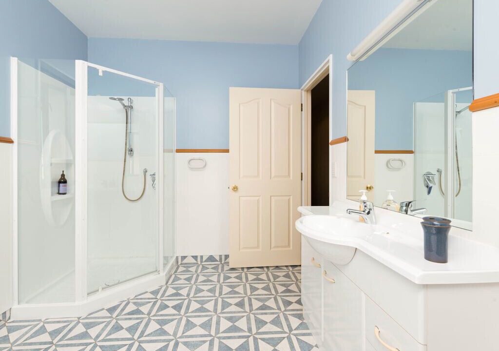 Photo of Bathroom in Lowburn