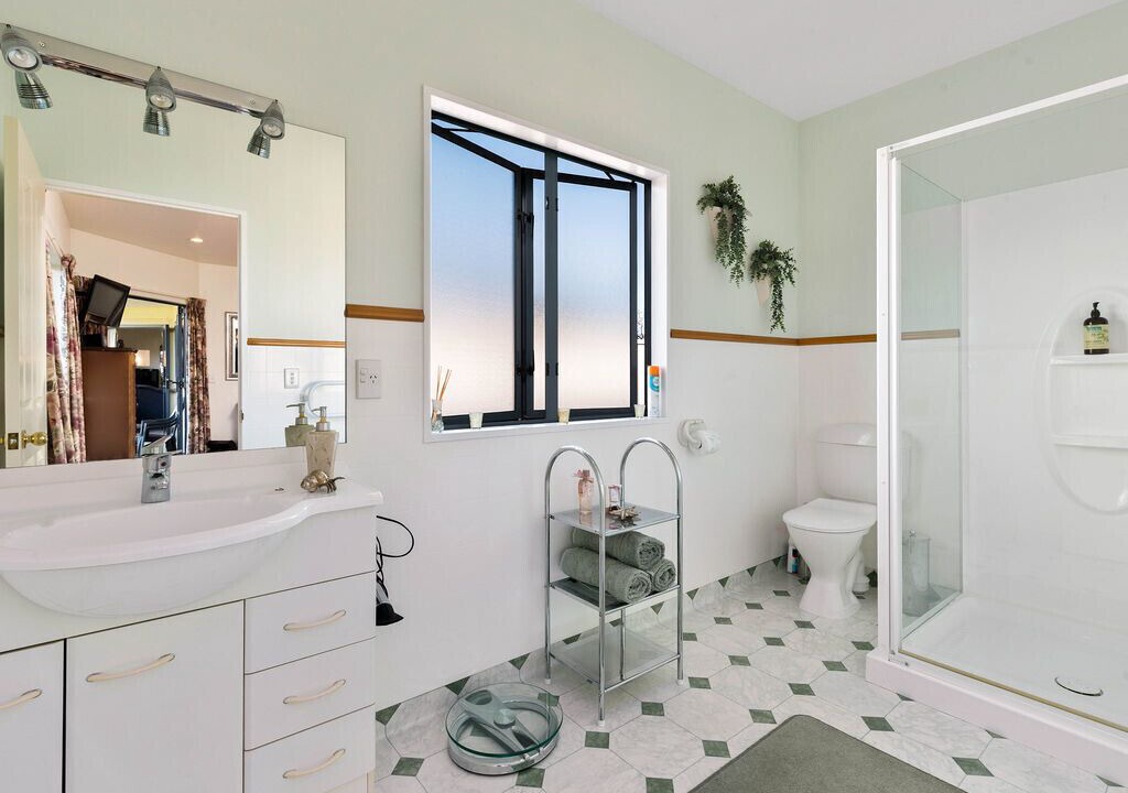 Photo of Bathroom in Lowburn