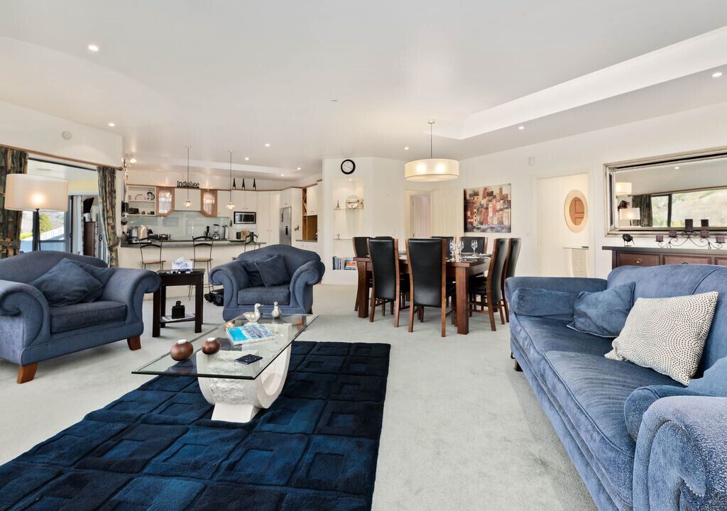 Photo of Livingroom in Lowburn