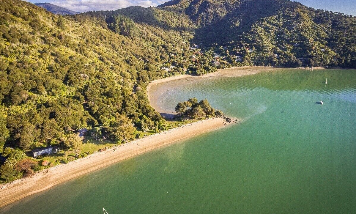 Photo of Outdoor in Moetapu Bay