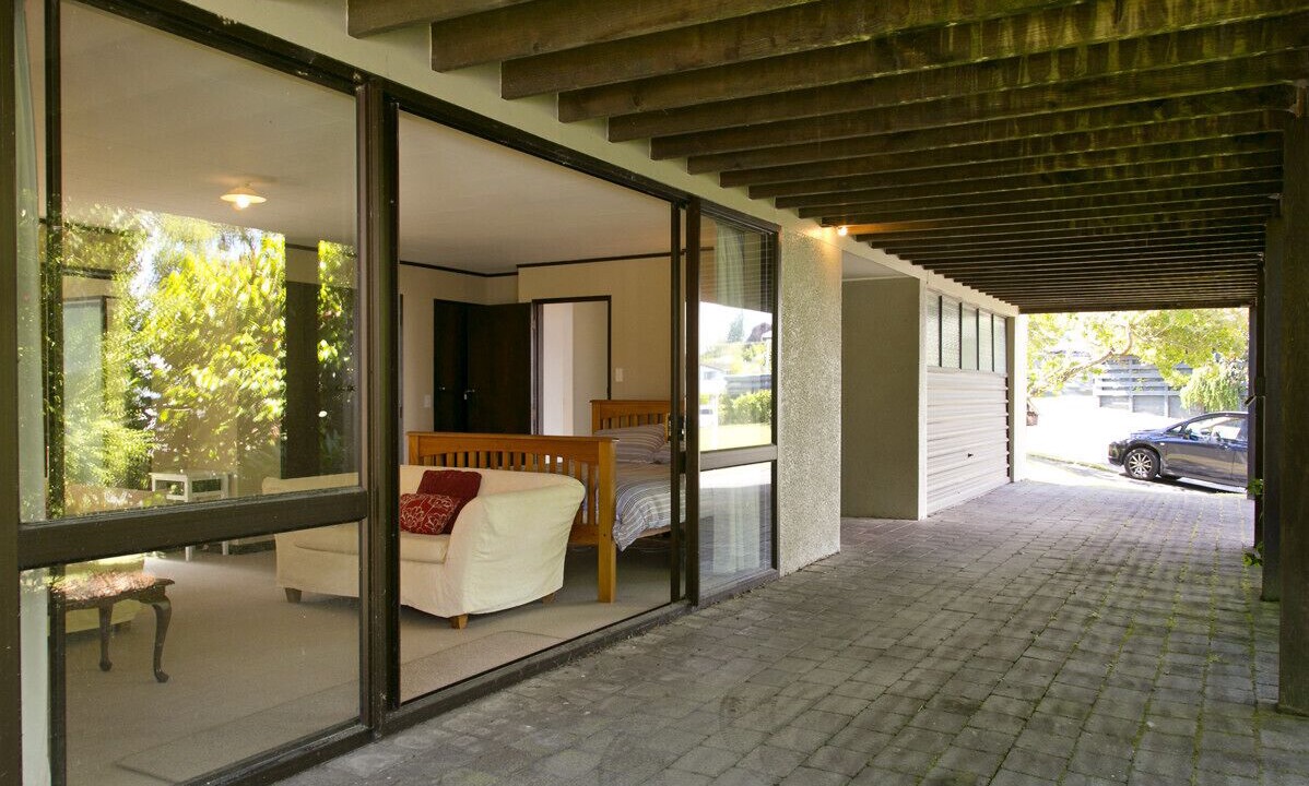 Photo of Patio Balcony in Acacia Bay