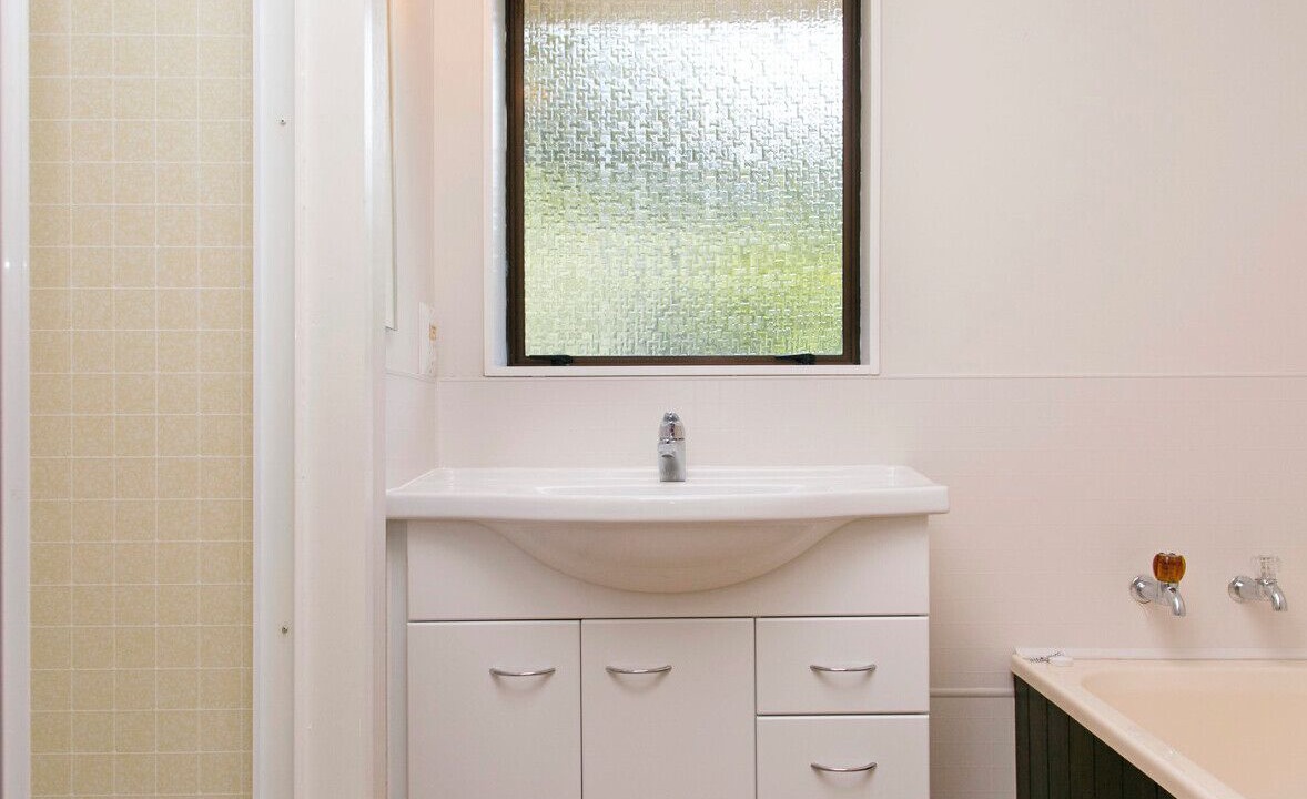 Photo of Bathroom in Acacia Bay