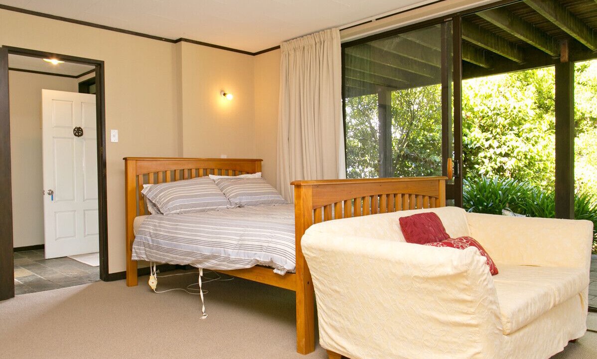 Photo of Bedroom in Acacia Bay