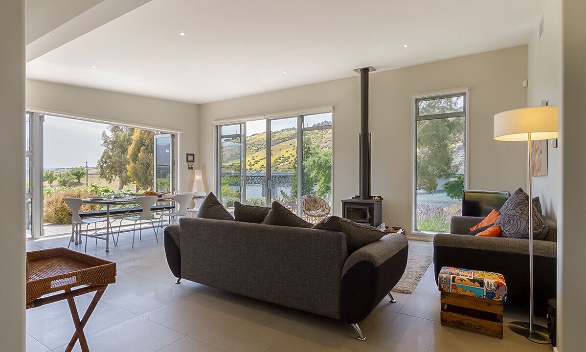 Photo of Livingroom in Lowburn