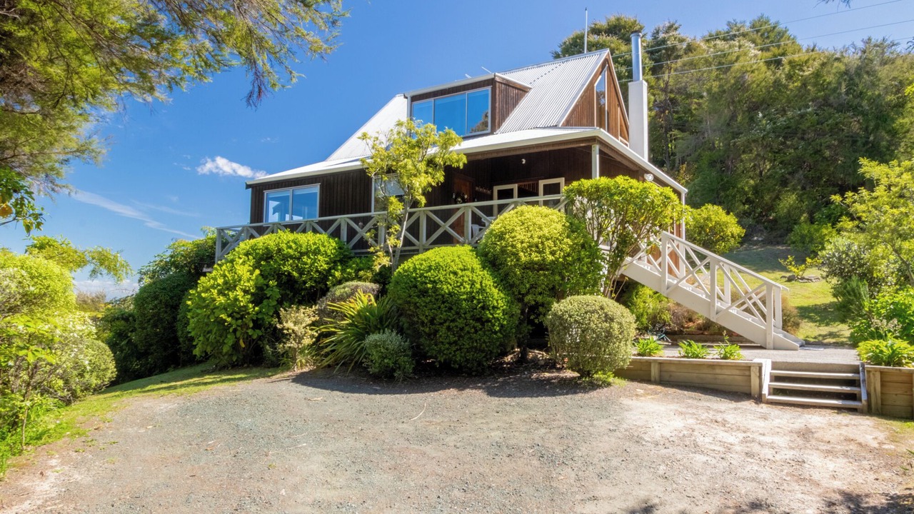 Photo of Outdoor in Ngaio Bay