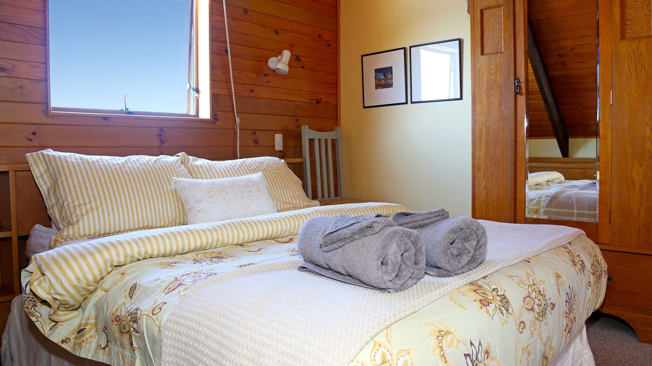Photo of Bedroom in Ngaio Bay