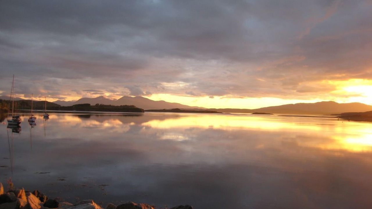 Photo of Others in Connel
