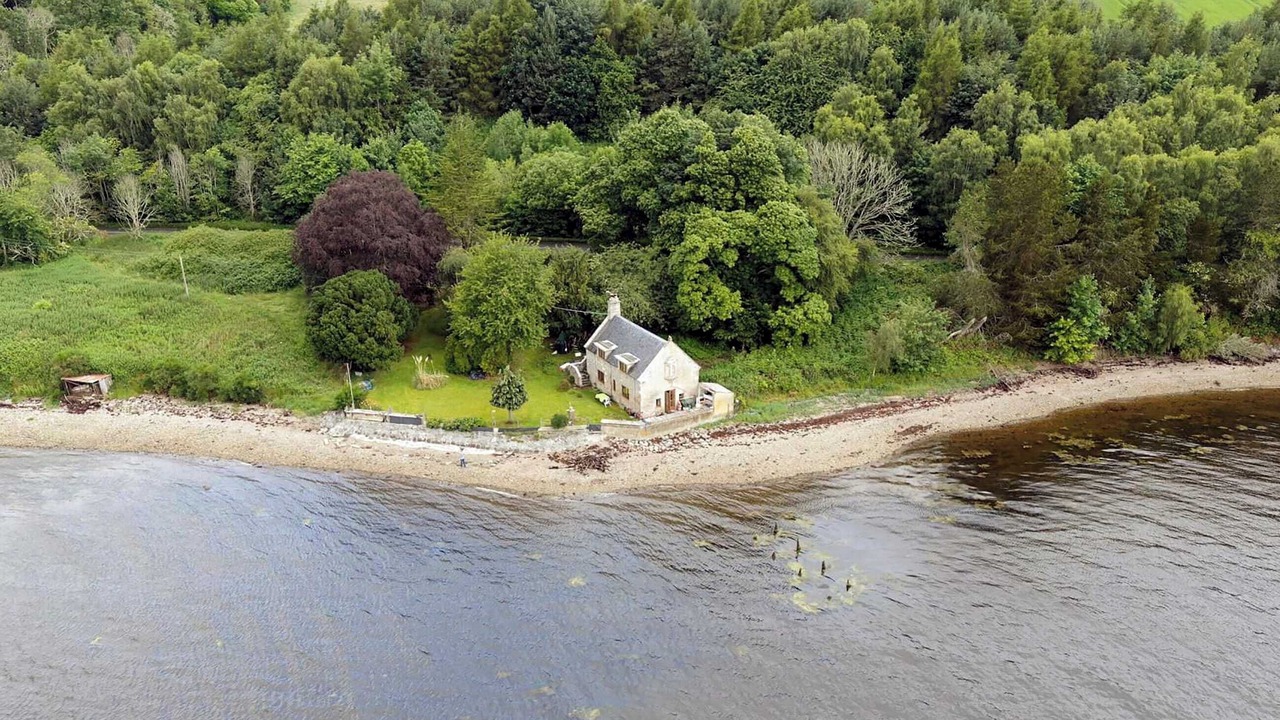 Photo of Others in Dingwall