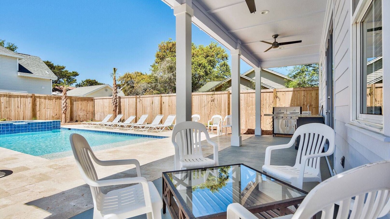 Photo of Patio Balcony in Crystal Shores