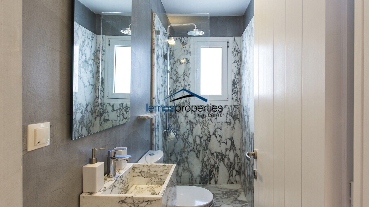 Photo of Bathroom in Koundouros