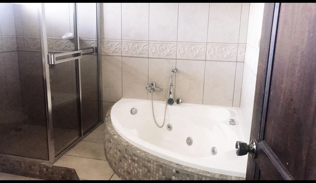 Photo of Bathroom in Cartago