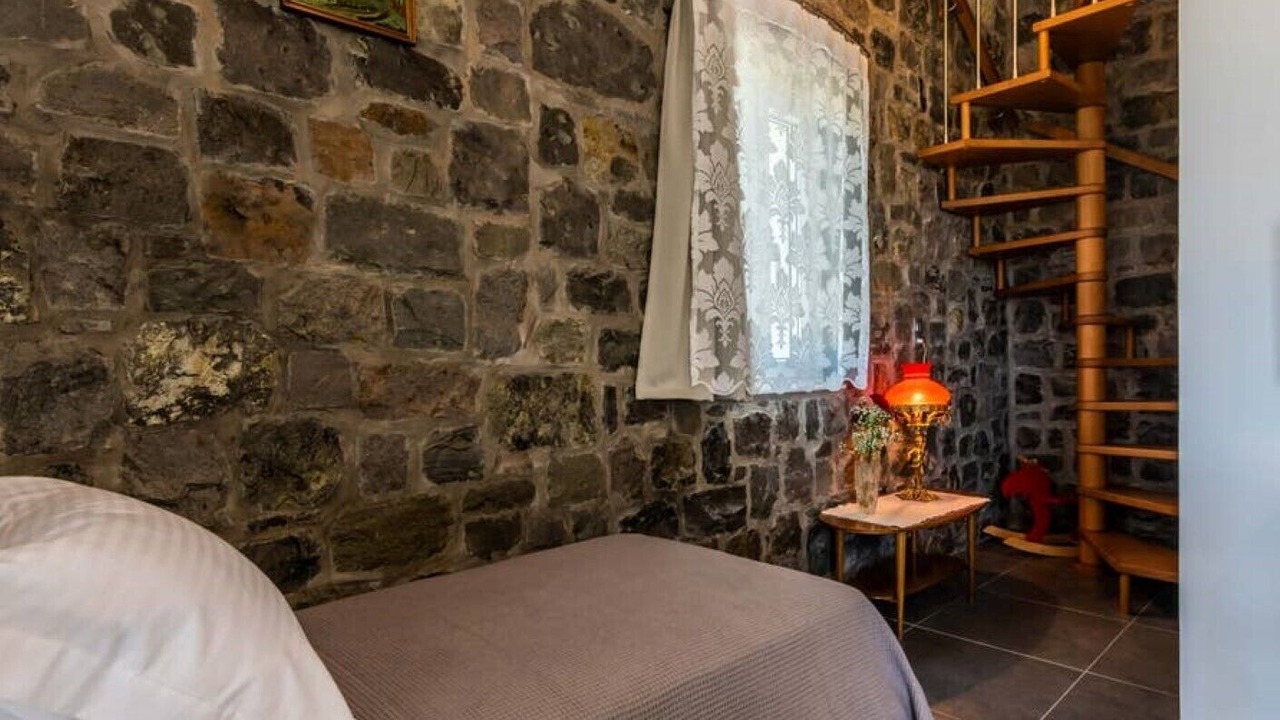 Photo of Bedroom in Adamas