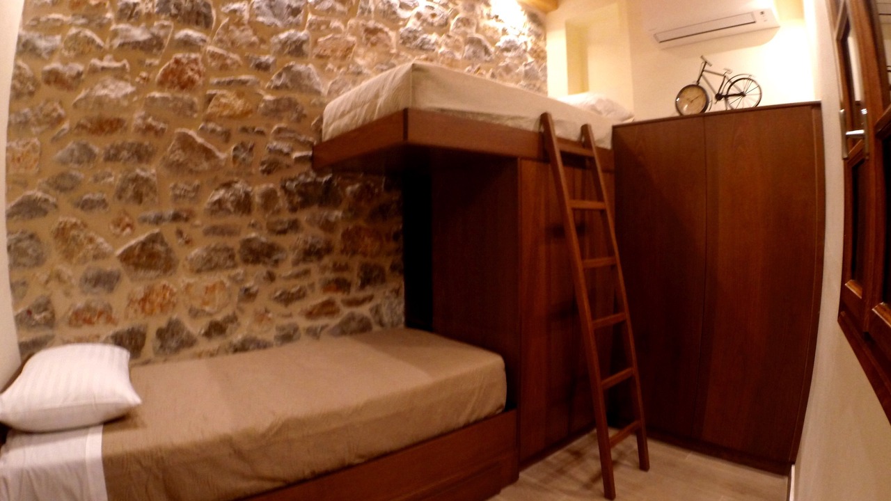 Photo of Bedroom in Leonidio