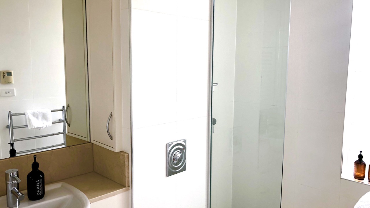 Photo of Bathroom in Battery Point
