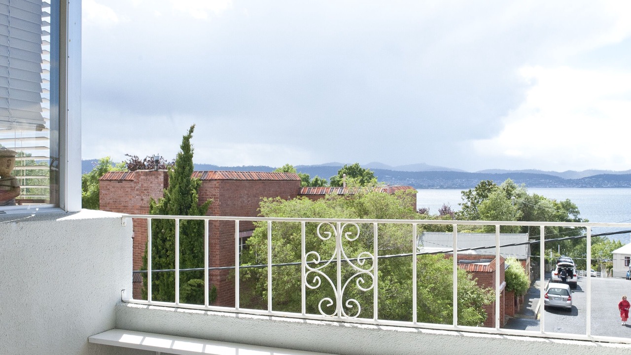 Photo of Outdoor in Battery Point