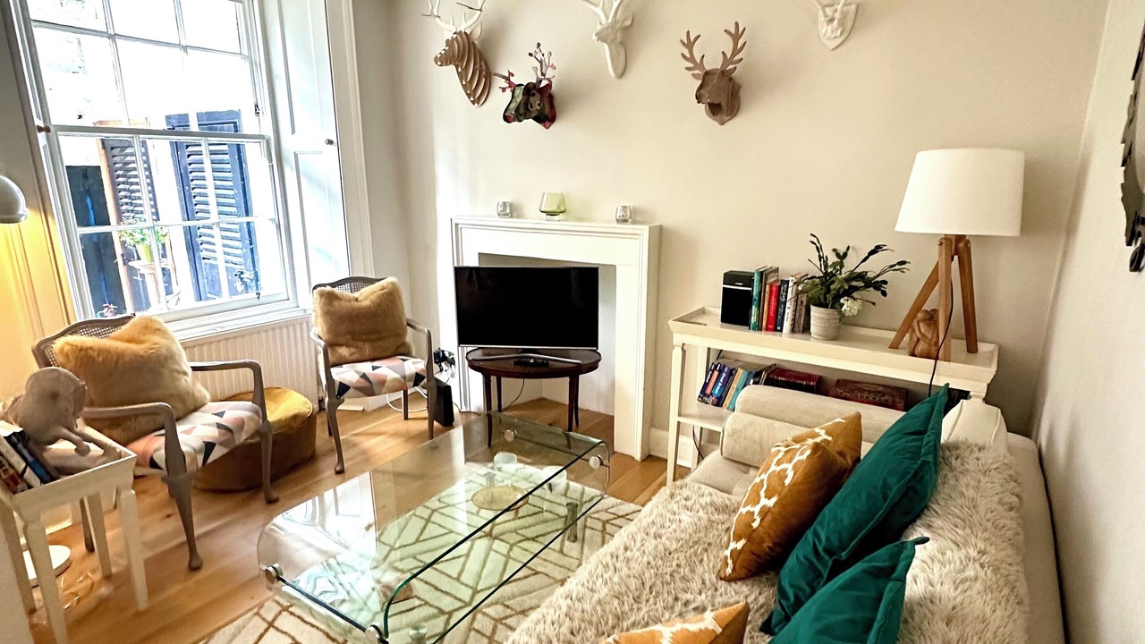 Photo of Livingroom in West End