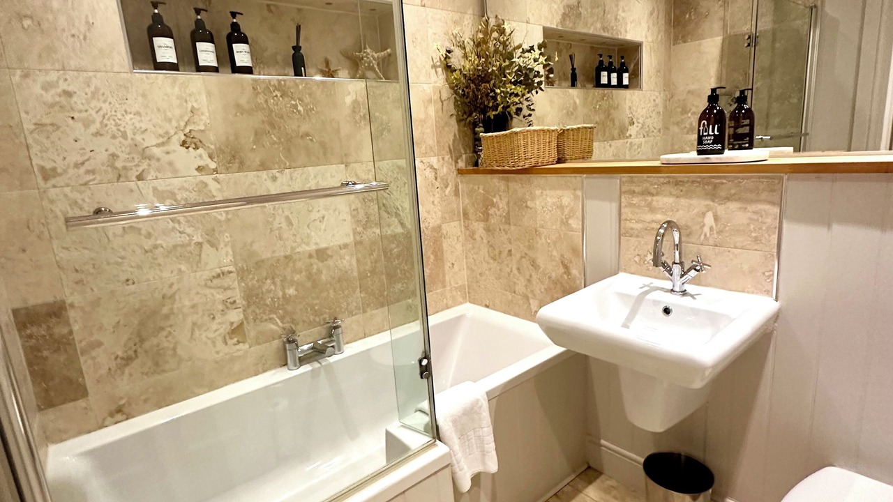 Photo of Bathroom in West End