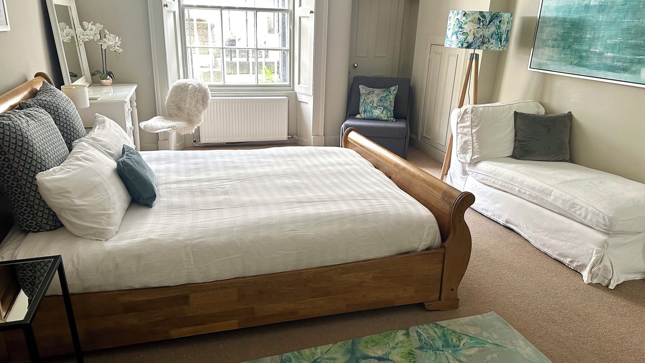 Photo of Bedroom in West End