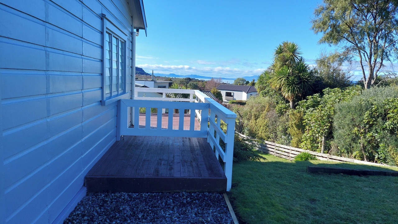 Photo of Patio Balcony in Omori