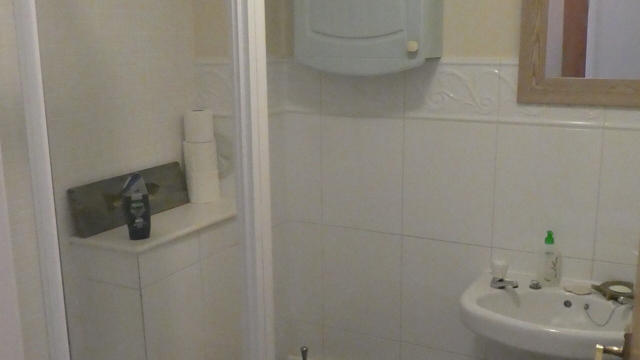 Photo of Bathroom in Tollcross