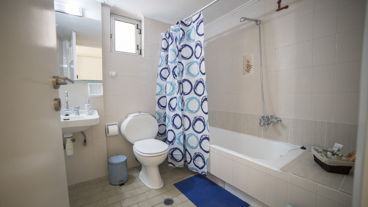 Photo of Bathroom in Kalambaka