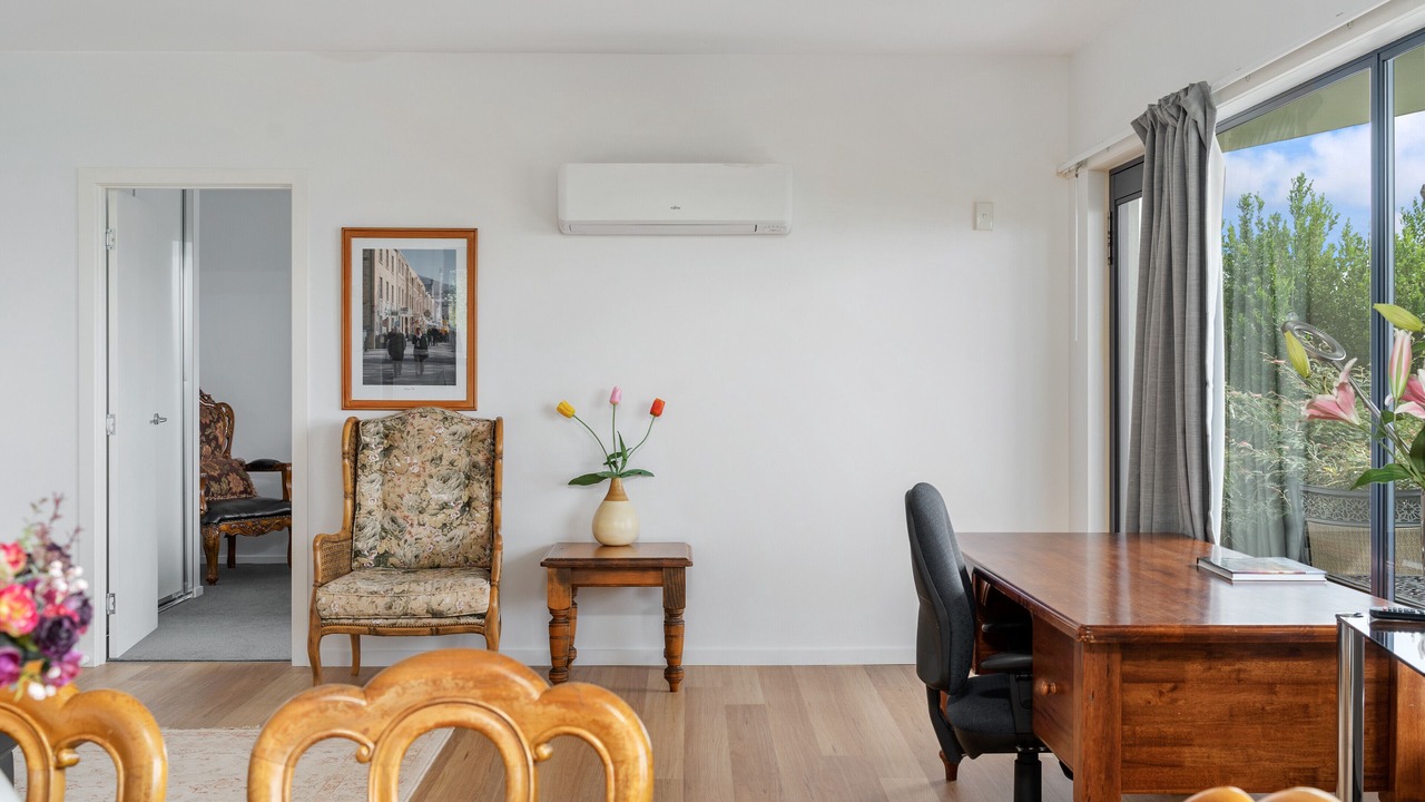 Photo of Livingroom in Blackmans Bay