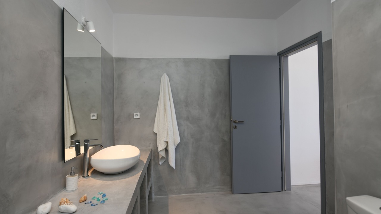 Photo of Bathroom in Agios Ioannis